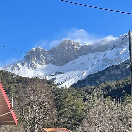 La Roulotte Chez Camille Ξενοδοχείο Veynes Εξωτερικό φωτογραφία